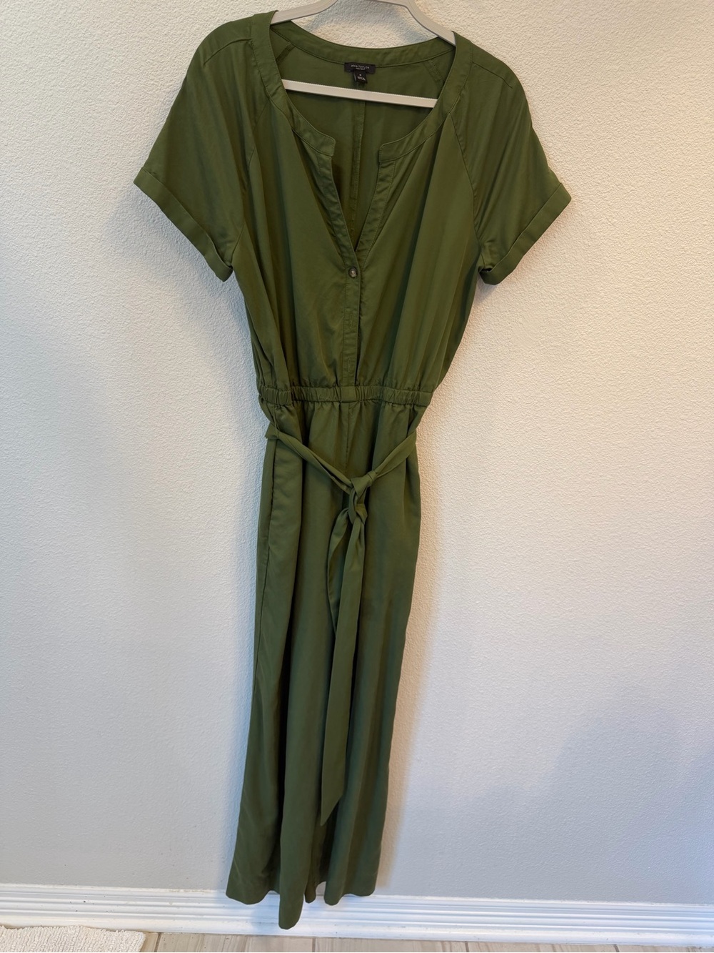 Ann Taylor Olive Green Short-Sleeve Belted Maxi